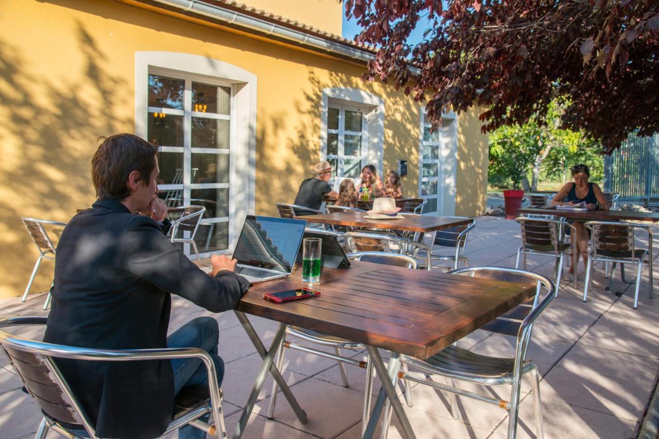 Ibis Manosque Cadarache Hotell Exteriör bild
