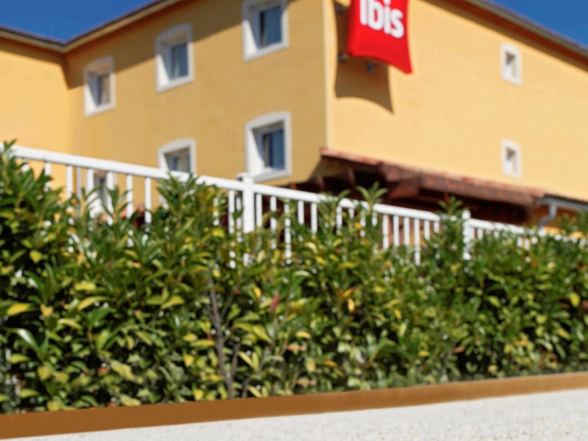 Ibis Manosque Cadarache Hotell Exteriör bild
